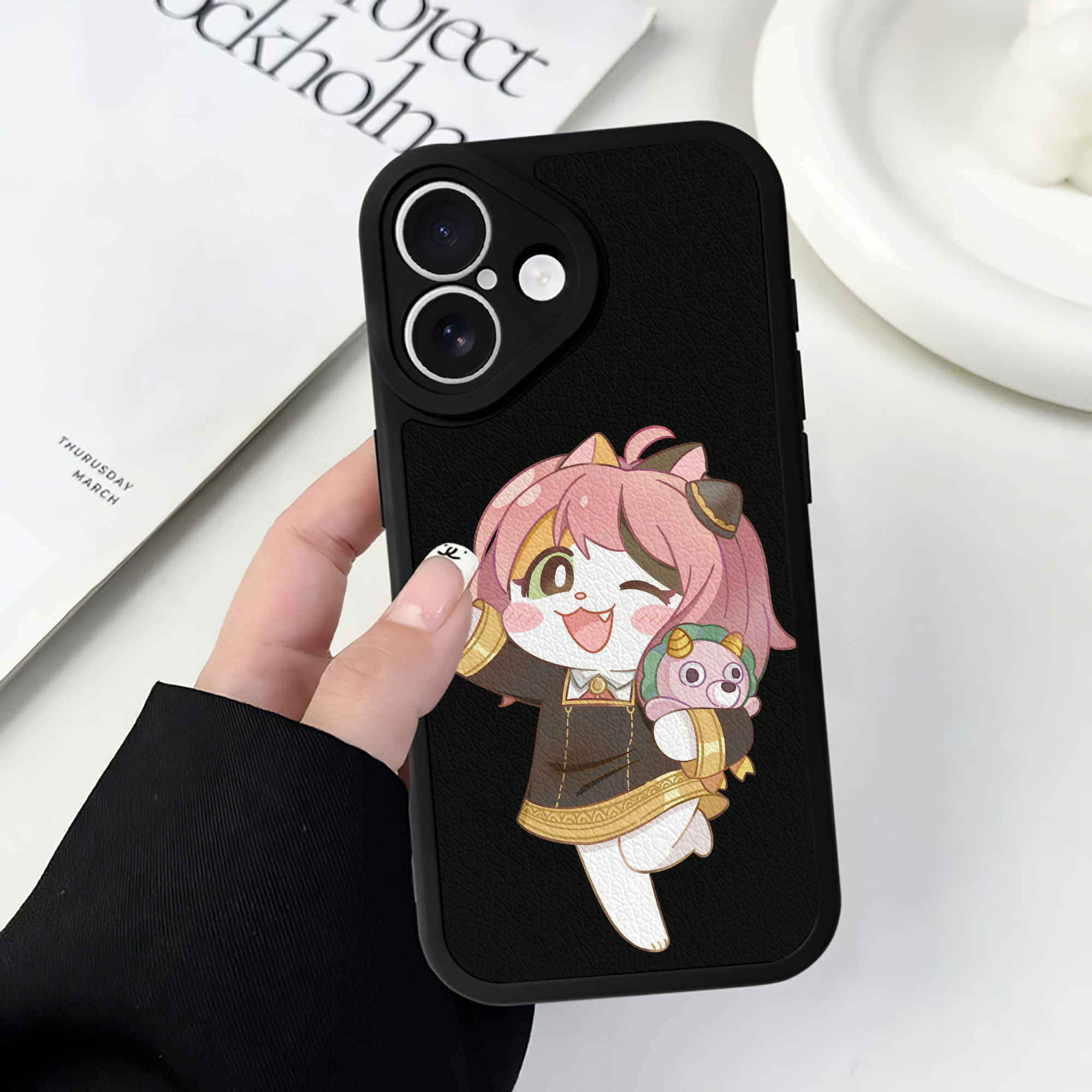 （画像用） SPY×FAMILY间谍家家酒 【iPhone 16シリーズ対応】シリコンスマホケース（レザー調） 材質：シリコン